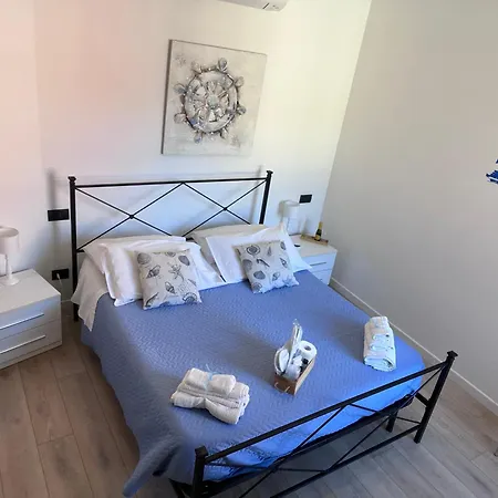 Affittacamere Il Veliero Levanto Exterior foto